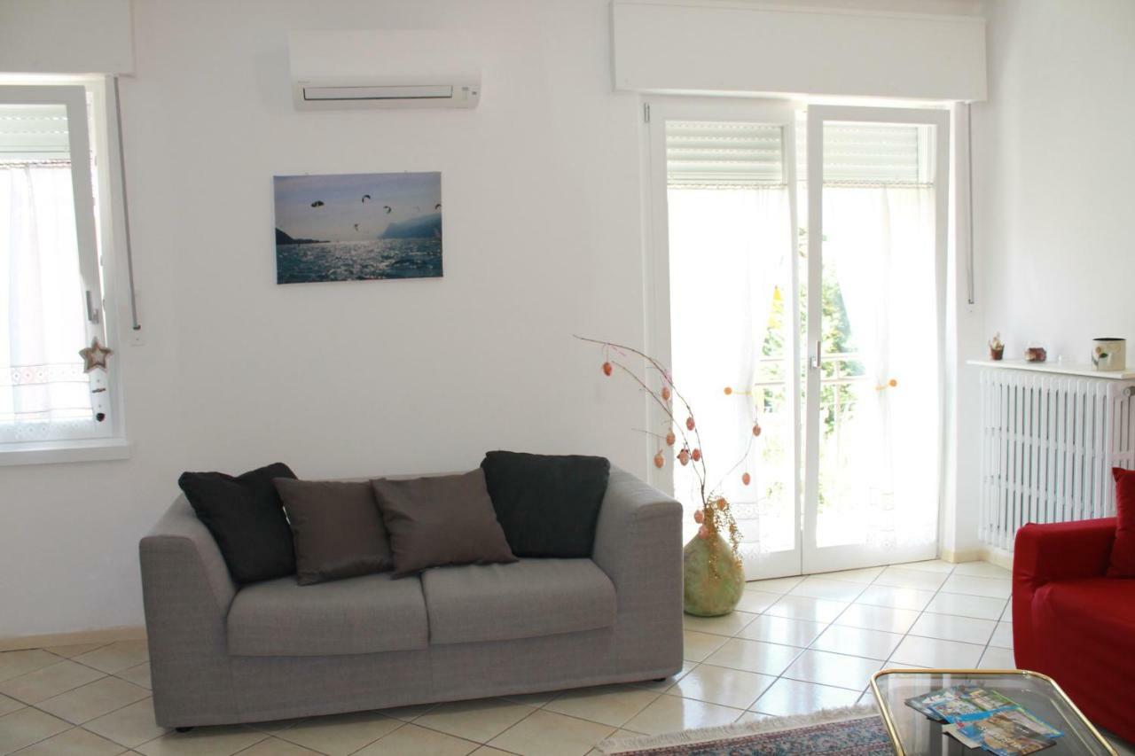 Casa Vacanze Claudette Arco Exterior photo